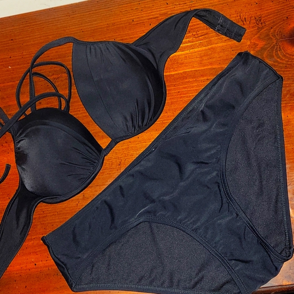 Black Bikini